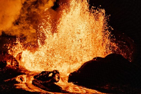 # - My News! Live Hawaiis Kilauea Volcano Erupts Again Since December Video Poster