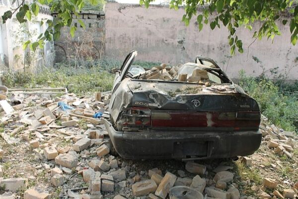 Pakistan Claims Downing Indian Jet Amid Escalating Border Tensions Live: Latest updates on India-Pakistan conflict video poster