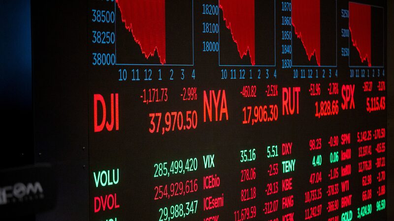 # - My News! Media Some Us Officials Sold Stocks Before Trump Announced Tariffs