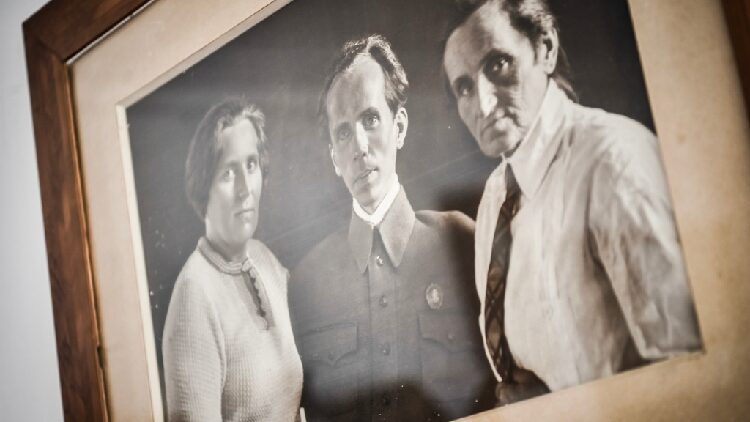 # - My News! Russian Literature and Its Deep Influence on Chinese People