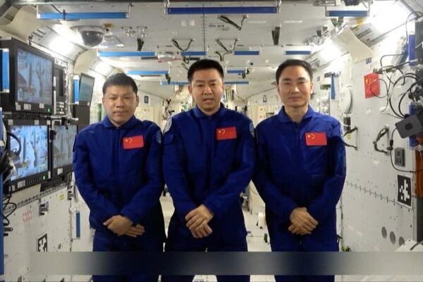 # - My News! Shenzhou 20 Crew Sends Video Message from Space to Mark Childrens Day Video Poster