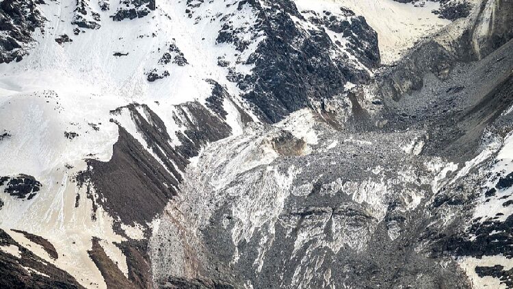 Swiss Residents in Shock After Glacier Debris Buries Village 