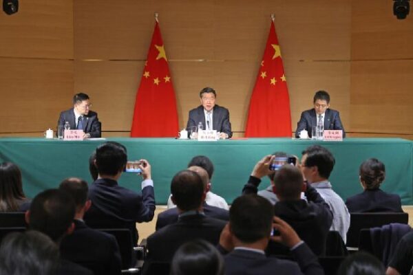 Tariff Talks Signal Hope for China-U.S. Trade Relations Tariff retreat: A breakthrough born of necessity