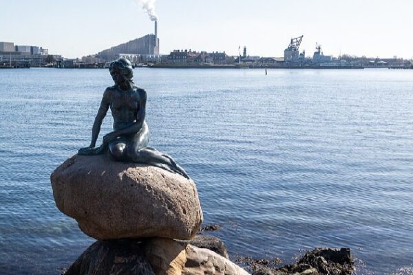 # - My News! the Little Mermaid a Danish Tale Loved in China
