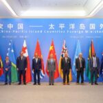 Wang Yi Calls for Building China pics Community with Shared Future 