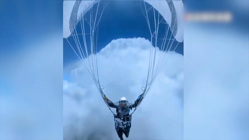 Chinese Paraglider Survives Dangerous ‘Cloud Suck’ Ride to 8,600 Meters What is cloud suck, the phenomenon behind the paraglider incident?