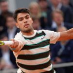 Alcaraz Tops Injured Paul in Three Sets to Reach French Open Last Four 