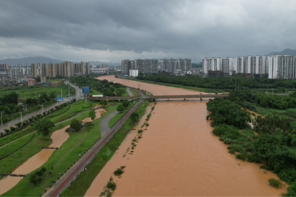 China Issues Red Alert for Mountain Torrents in Six Provinces 