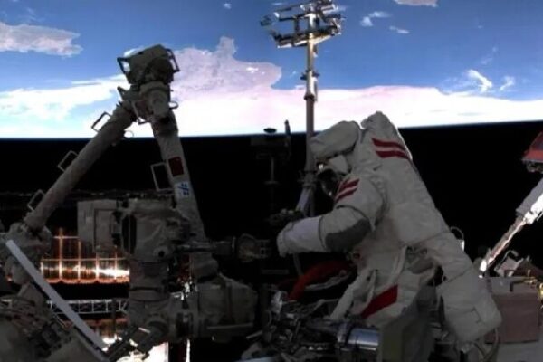 # - My News! Chinas Shenzhou 20 Astronauts Complete Second Eva
