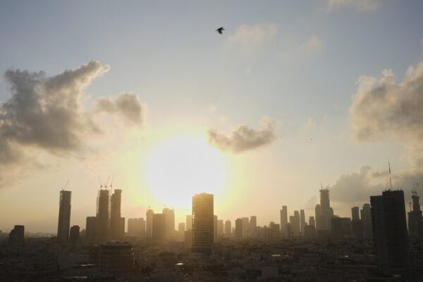 Expert: Regional Shifts Offer Chance for Israel-Iran Dialogue Amid Challenges Expert: Ceasefire a rare chance for Israel-Iran ties, with challenges