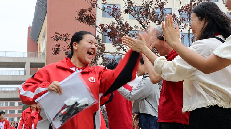 Gaokao 2025 Chinas National College Entrance Exams Day 1 Highlights 