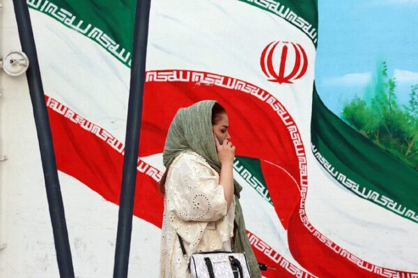 Iran Awaits U.S. Shift on Sanctions Amid Nuclear Talks Iran says no change yet in U.S. position on sanctions