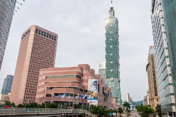 # - My News! Lais Talks on Disunity Ring Hollow and Dangerous