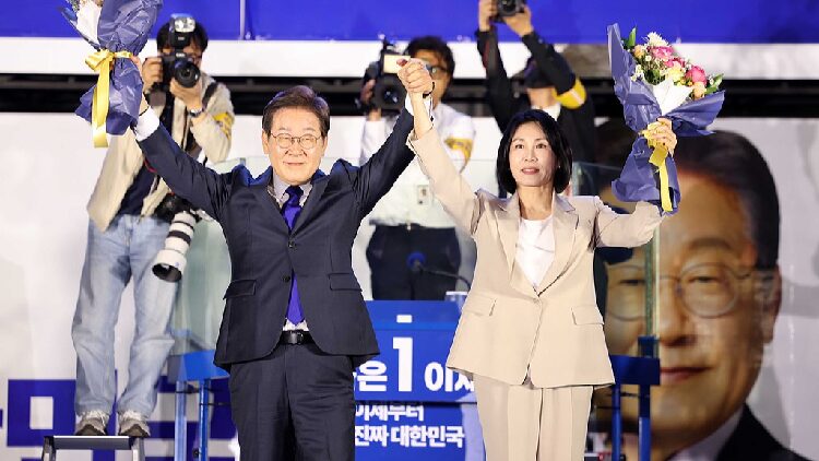 Lee Jae myung Takes Office As South Koreas President 