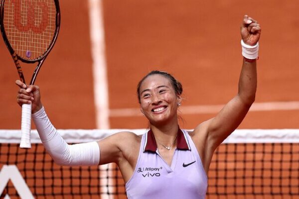 # - My News! Olympic Champion Zheng Qinwen Battles into French Open Quarterfinals