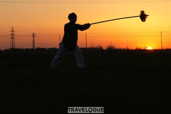 Mastering Bajiquan: The Ancient Art Practiced at Sunset Practicing baijiquan at sunset