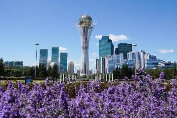 President Xi Heads to Kazakhstan for China-Central Asia Summit President Xi Jinping leaves for second China-Central Asia Summit