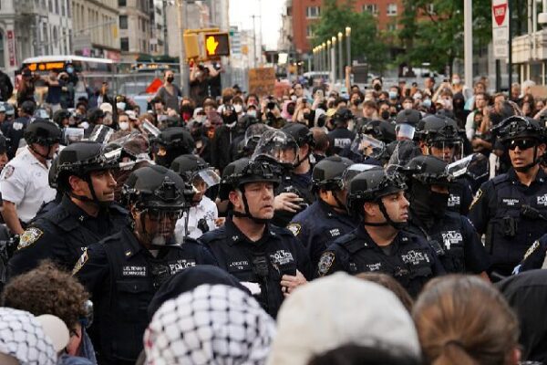 # - My News! Protests Against Immigration Raids Spread to Multiple Us Cities