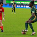 Shanghai Port Cruise Past Henan to Maintain Pressure on Beijing Guoan 