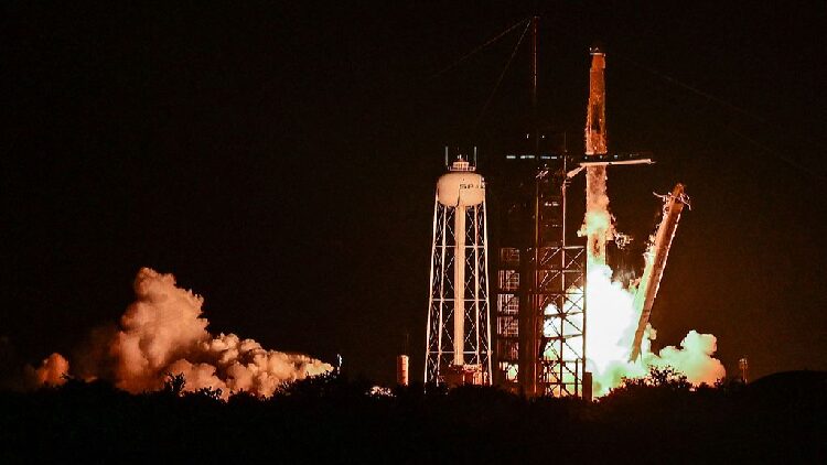 # - My News! Spacexs Brand new Crew Dragon Capsule Takes Astronauts to the Iss