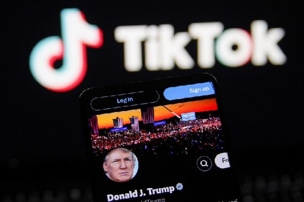 US Lawmakers Renew Calls for TikTok Ban Amid Security Concerns Trump will sign an order extending TikTok deadline again