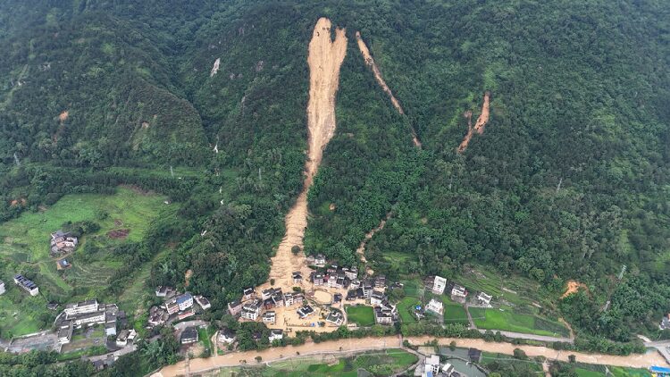 # - My News! Typhoon Wutip Early Evacuation Saves 57 from Landslide in Guangdong