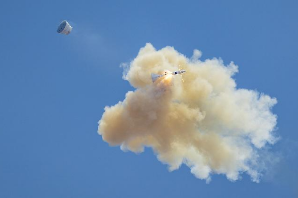 # - My News! What Chinas Zero altitude Escape Test Means for the Moon Mission