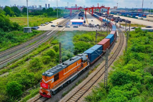 Xi Jinping and Central Asian Leaders Launch Cooperation Hubs Xi, Central Asian leaders launch China-Central Asia cooperation hubs