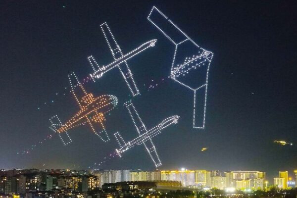 1,500 Drones Illuminate Chongqing Sky at Low-Altitude Economy Expo 1,500 drones light up Chongqing at low-altitude economy expo