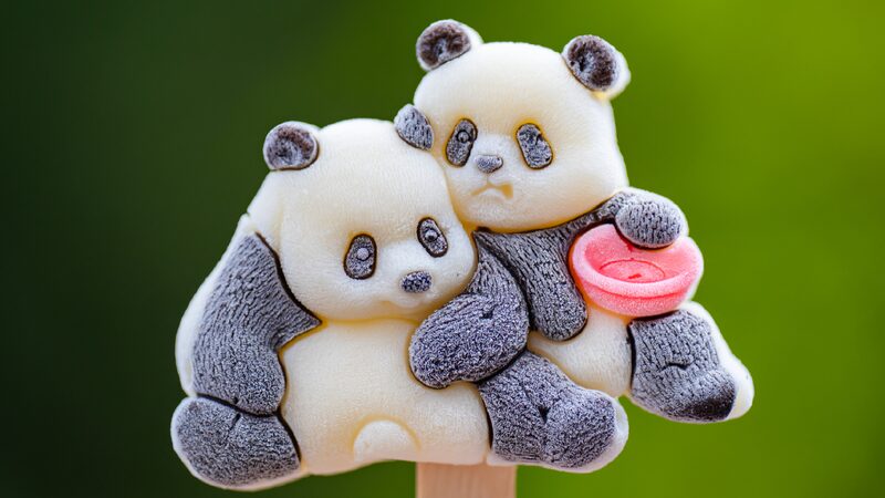 Landmark Popsicles: China’s Coolest Travel Trend Sweeps the Nation A bite of culture: Landmark popsicles take over China's travel scene