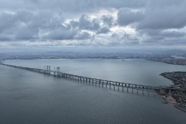 # - My News! China Renews Yellow Alert for Typhoon Danas