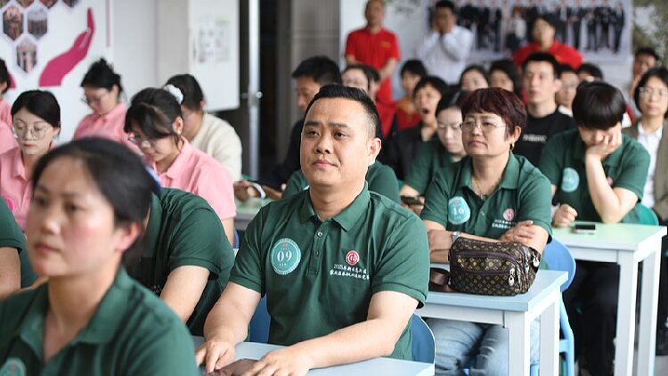 China unveils plan to boost domestic service industry