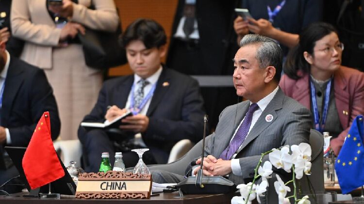 # - My News! Chinese Fm Attends Asean Regional Forum Foreign Ministers Meeting
