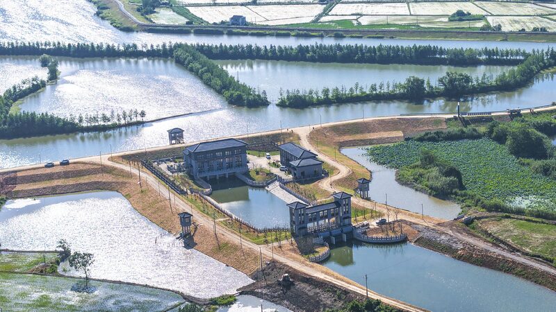 Chinese Premier Chairs Meeting on Flood Drought Controls 