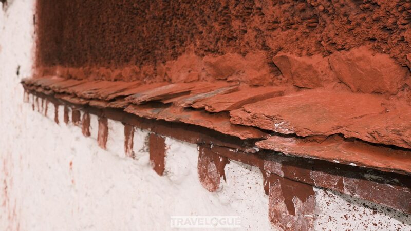 Potala Palace’s Colorful Walls: Secrets of Xizang’s Architectural Marvel Colors and status: The walls of the Potala Palace