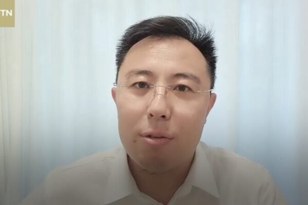 # - My News! Expert Lais 10 Lectures on Unity a Facade for Self interest Video Poster