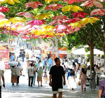 Family Travel Boom Boosts Chinas Summer Tourism Market 