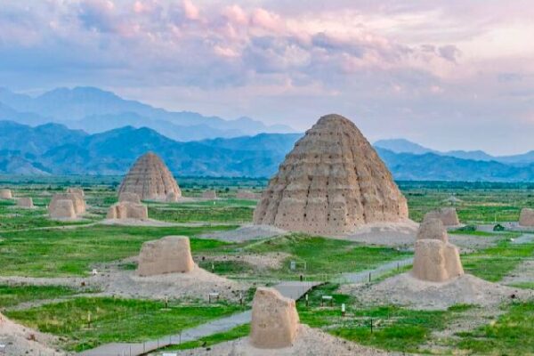 China Celebrates 60 UNESCO Heritage Sites with Xixia Imperial Tombs From Xixia to world: Chinese wisdom behind 60 UNESCO heritage sites