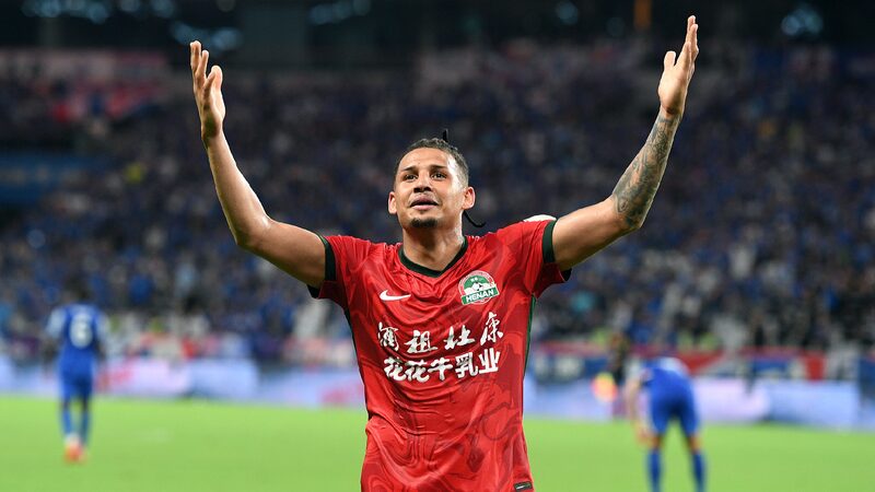 Henan FC Edge Shanghai Shenhua in Thrilling Penalty Shootout to Reach FA Cup Semis Henan triumph in nail-biting penalty shootout to reach FA Cup semis
