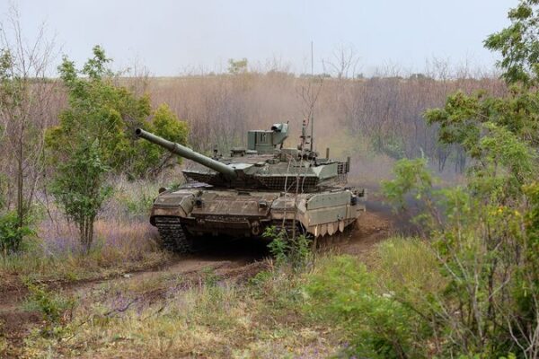 Highlights First Phone Call Between Putin and Macron Since 2022 