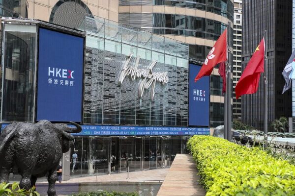 # - My News! Hong Kong Stock Market Recovers on Renewed Capital Confidence