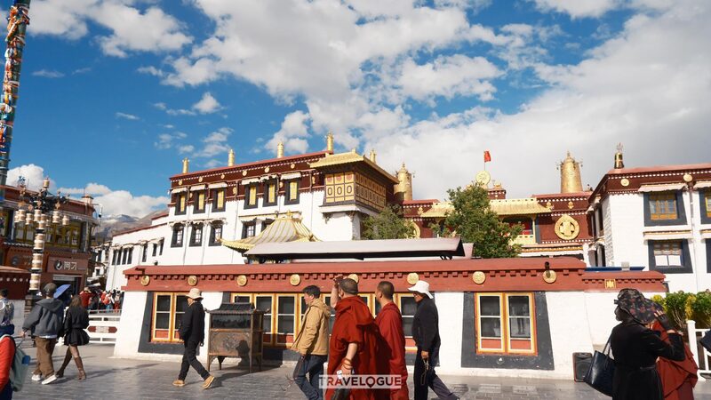 # - My News! Lhasas Most Popular Pedestrian Street Bakuo Street