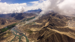 China Says Yarlung Zangbo Hydropower Project Safe for Downstream Areas MOFA: Yarlung Zangbo hydropower project won't impact downstream areas
