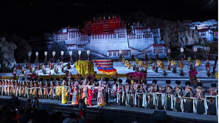 Epic Outdoor Opera ‘Princess Wencheng’ Thrills Audiences in Lhasa Outdoor opera presents epic Chinese story in modern way