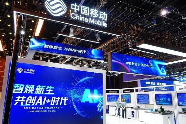 China’s Internet Boom: Over 1.1 Billion People Connected Over 1.1 billion online: China's internet penetration reaches 79.7%
