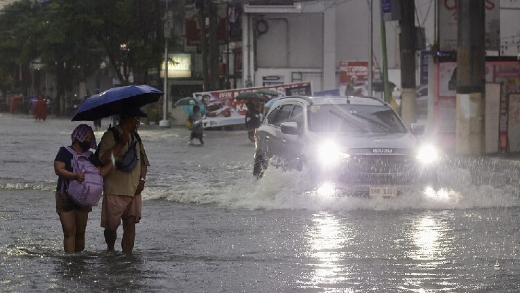 Philippines Braces for More Rain Severe Flooding 
