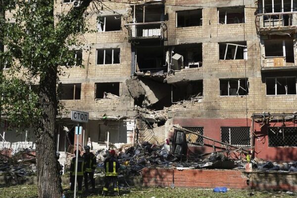 China Urges Peace Talks, Says Prolonged Ukraine Crisis Benefits No One Spokesperson says prolonged Ukraine crisis serves no one's interests