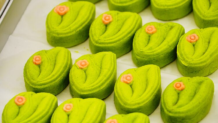 # - My News! Summer on a Plate Beihai Park Unveils Seasonal Pastries