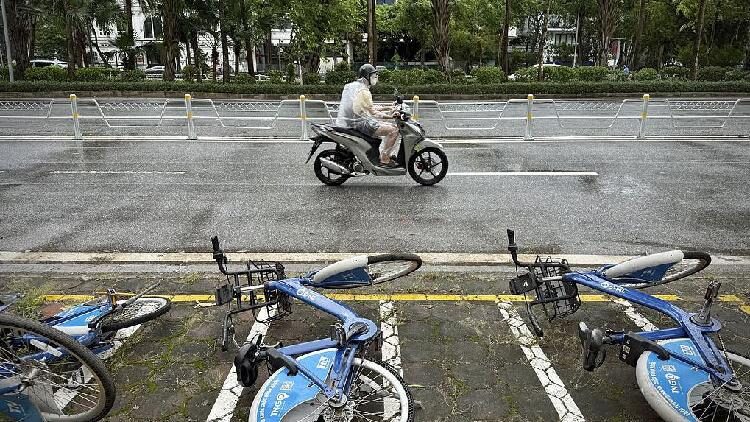 Typhoon Wipha Approaches Vietnams Northern Coast 