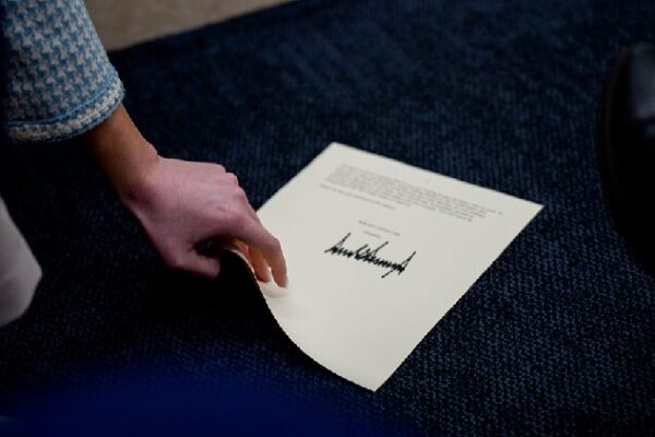 U.S. Tariff Threats Heighten Global Tensions as Talks Stall U.S. new tariff threats spark global tensions as negotiations stall